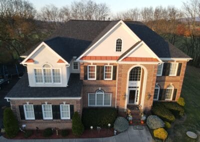 After look of roof with GAF Timberline shingles in Charcoal