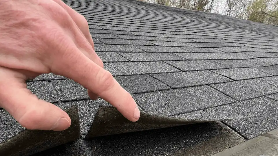 Make Roof Inspections a Regular Habit img rep