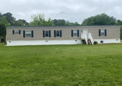 After look of roof project with GAF Timberline HDZ shingles in Charcoal
