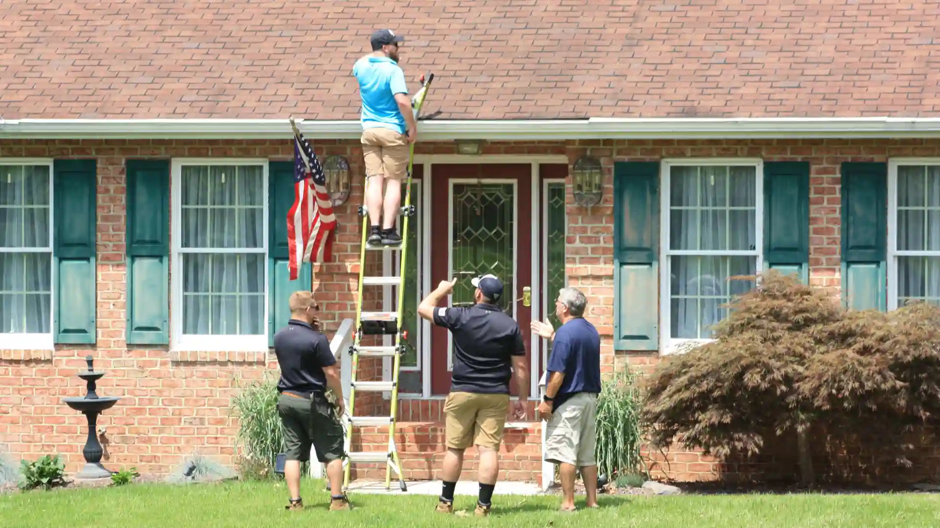 Residential roof inspections img rep